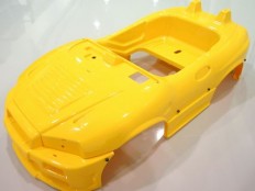 自動車玩具　成形品